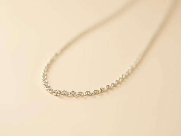Sterling silver paperclip chain necklace